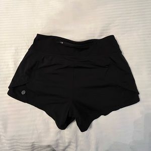 Black Lululemon workout shorts. 2.5” inch inseam in GUC